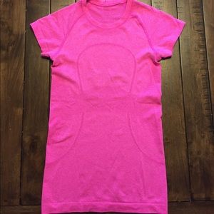 Pink heathered Run Swiftly Tee