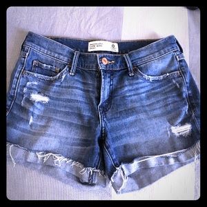Abercrombie & Fitch Low Rise Short
