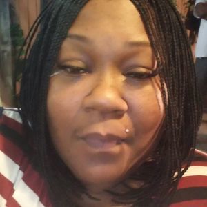 Meet your Posher, Rochelle