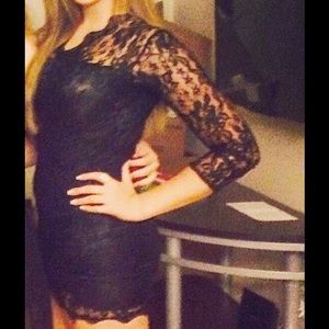 Black lace, long-sleeve bodycon dress