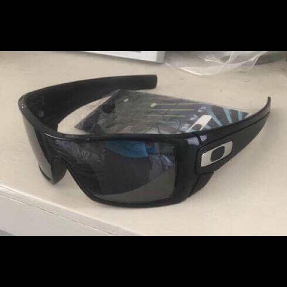 Oakley sunglasses