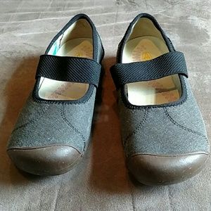 Size 7 Keen Sienna New Black Mary Jane