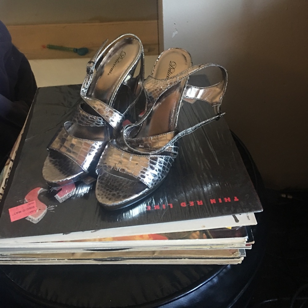 Delicious Silver Snakeskin Heels