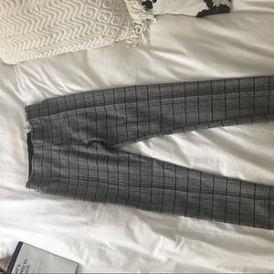 Pants/trousers/leggings