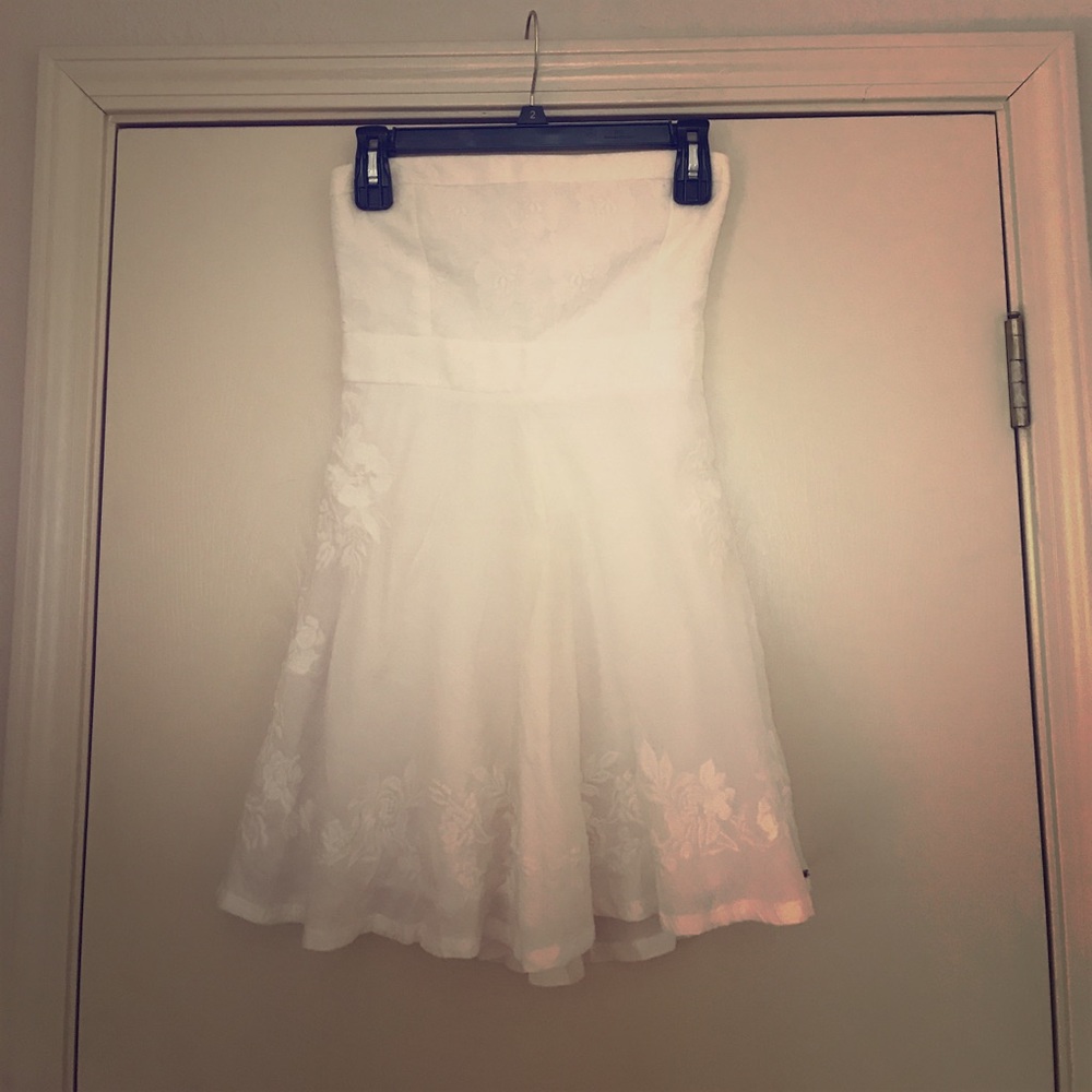 Abercrombie & Fitch strapless sun dress