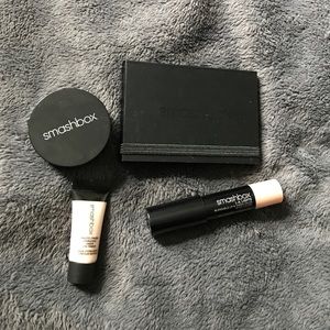 Smash box set. Slightly used.