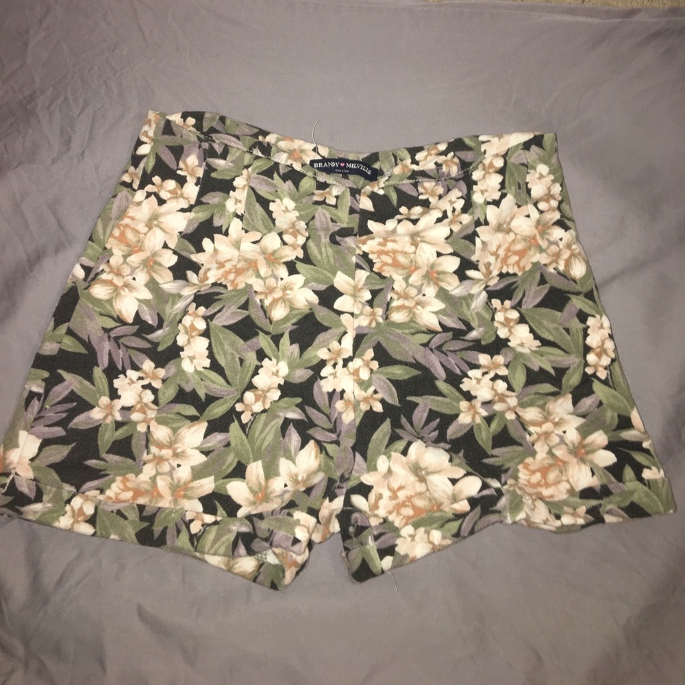 Rare floral Brandy Melville fitted shorts