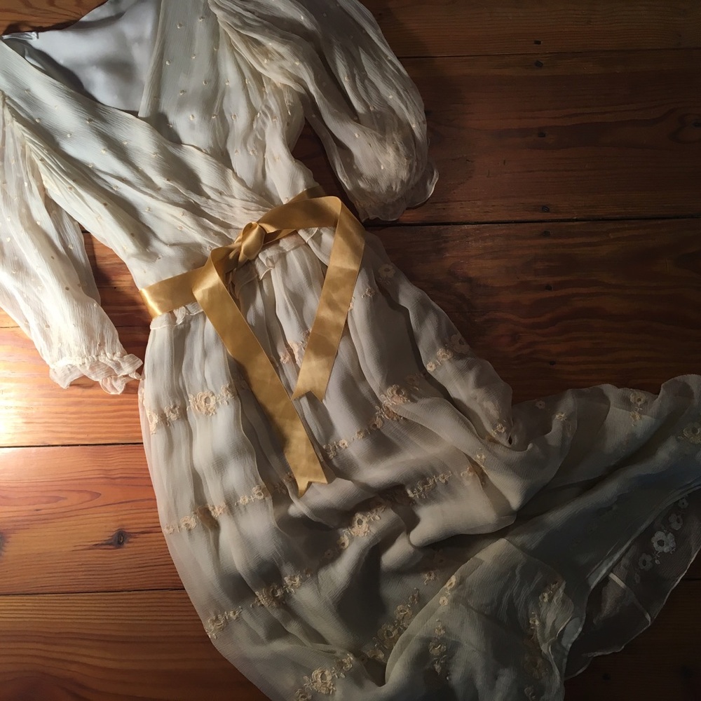 VINTAGE Flowy Garden Party Dress