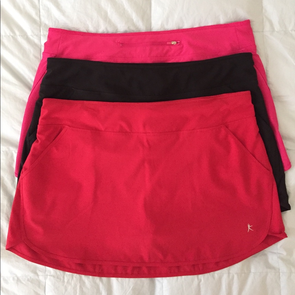 Danskin Now 3 Large skort skirt Red Pink & Black!