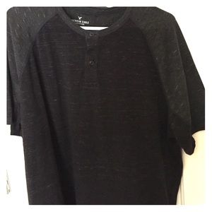 AMERICAN EAGLE active flex shirt