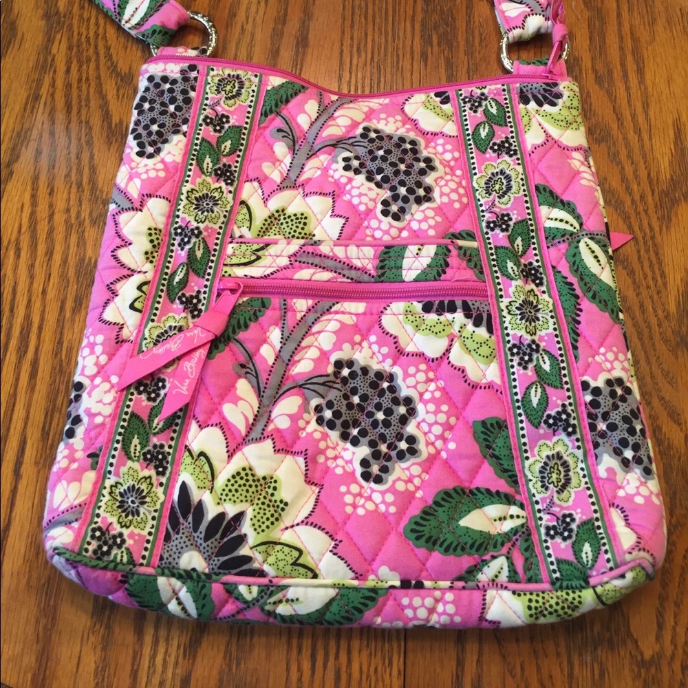 (OFFERS WELCOME) Vera Bradley Hipster Crossbody