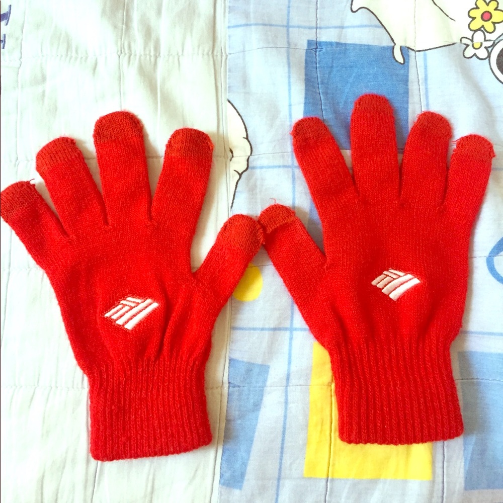 Gloves