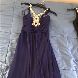 Selling a size 7 royal blue Trixxi prom dress!