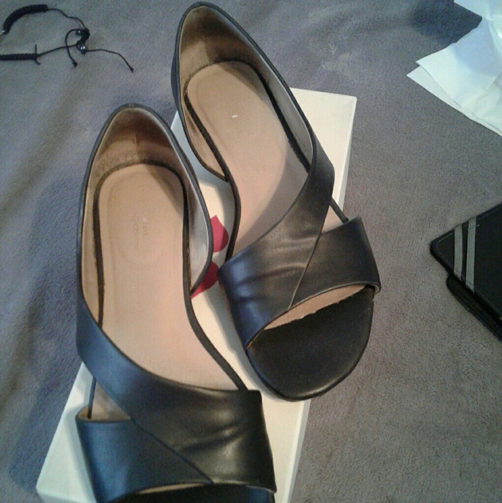 Naturalizer flats