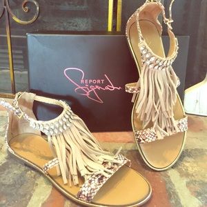 Brand new sandle snake skin look with diamonds