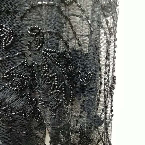 Gown with beaded top size 8 petite - Picture 2 of 8