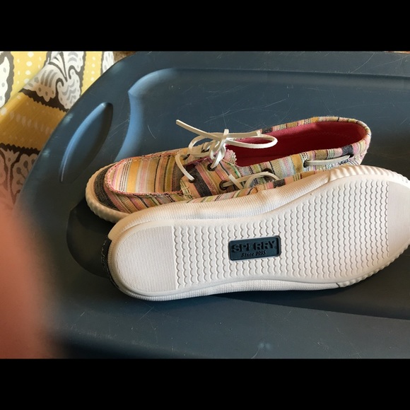 Sperrys - Picture 4 of 4