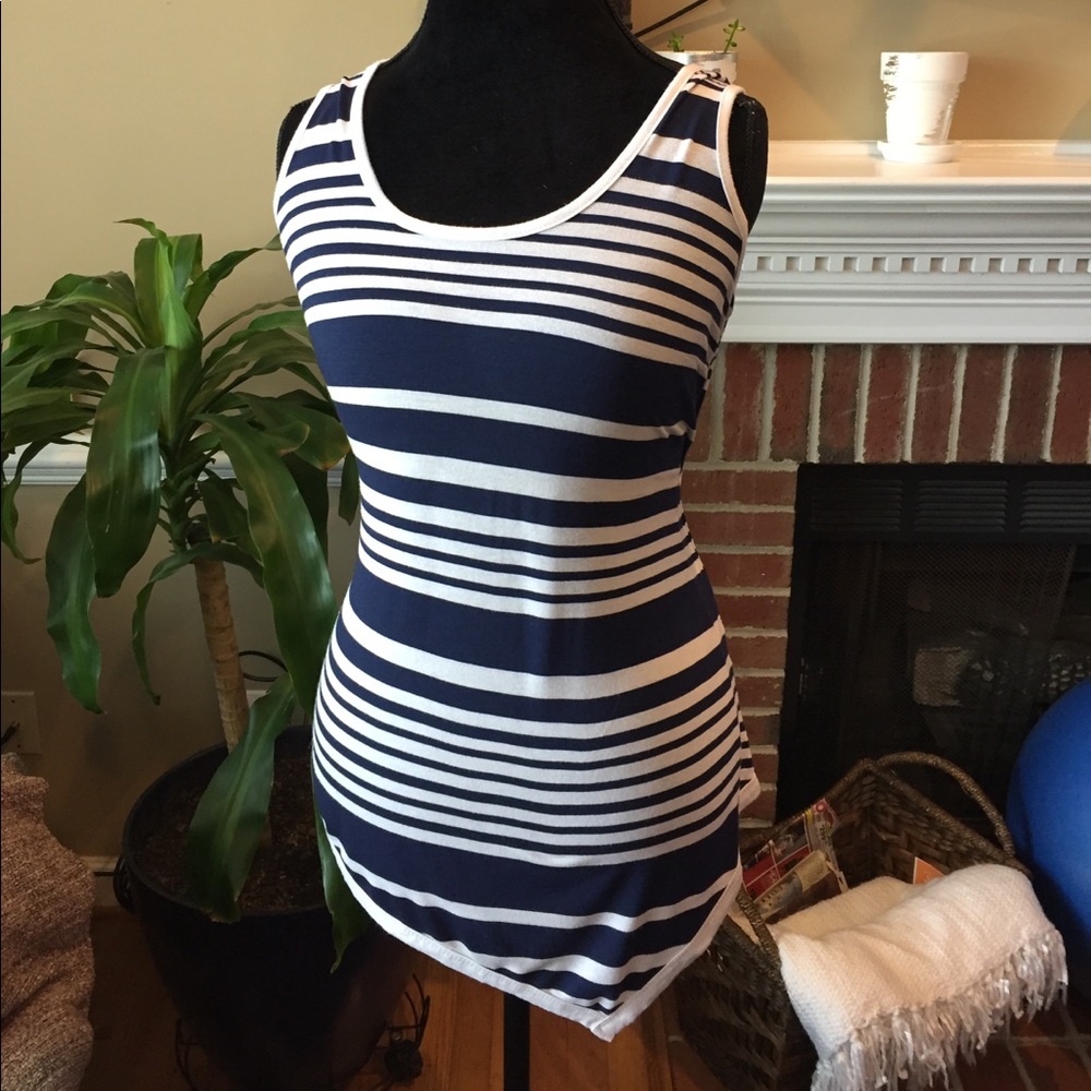 👗SOLD👗 Asymmetrical Tank