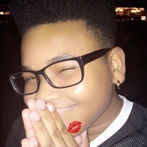 Meet your Posher, Darnell