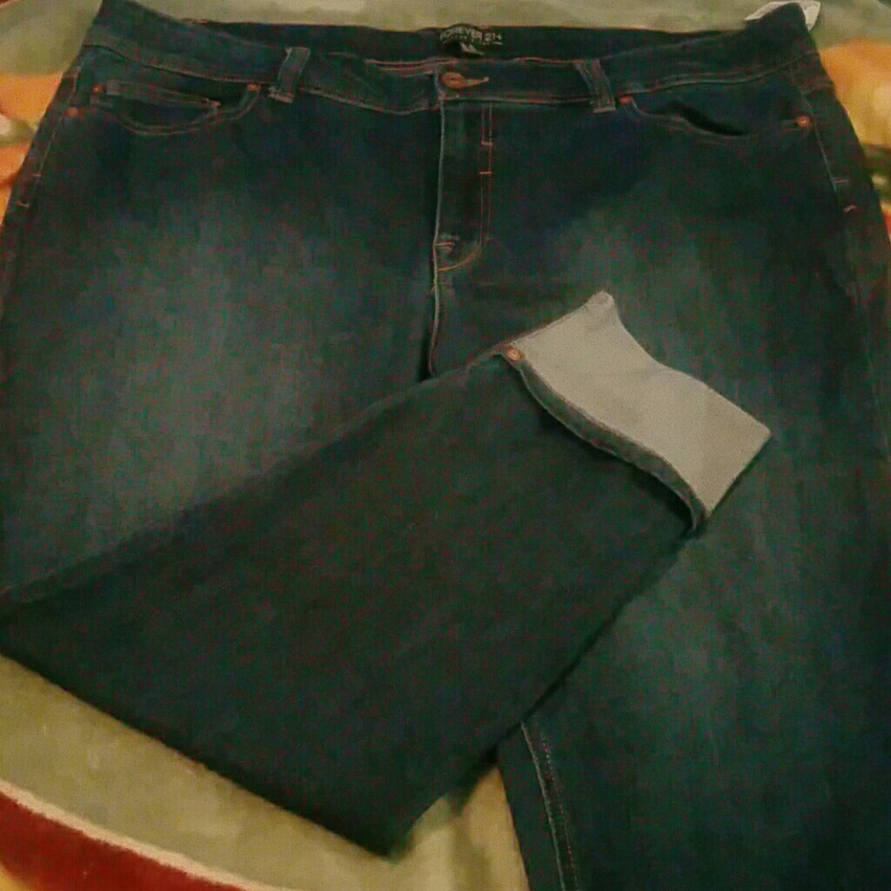 Forever 21 cuffed ankle pant