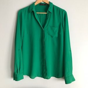 Th Limited green button down shirt