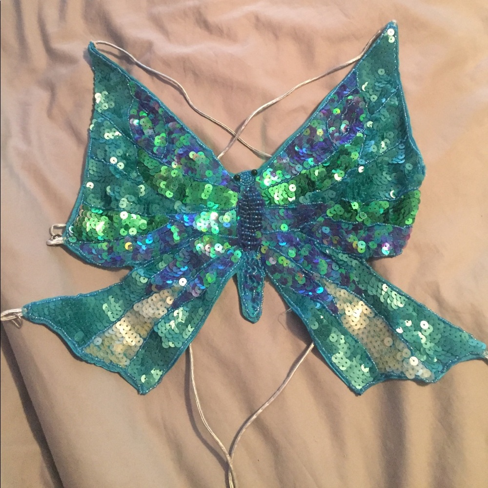Butterfly top