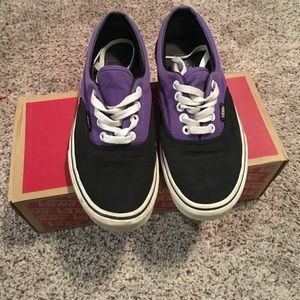 Women's vans used. Size 8