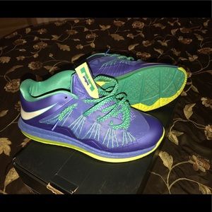Nike Air Max Lebron X Low Sprite