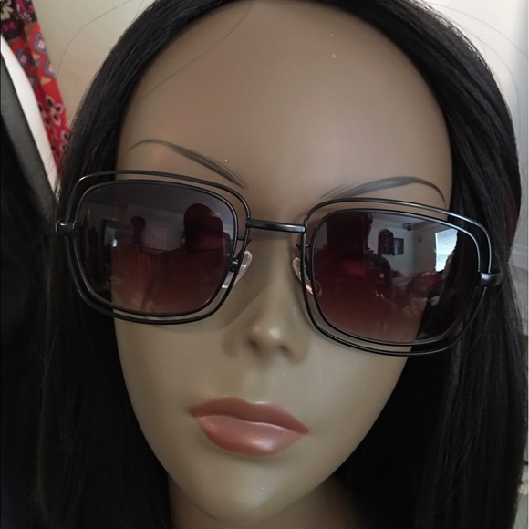 Frames of life! A treat in sunglasses 😎 - Picture 4 of 4