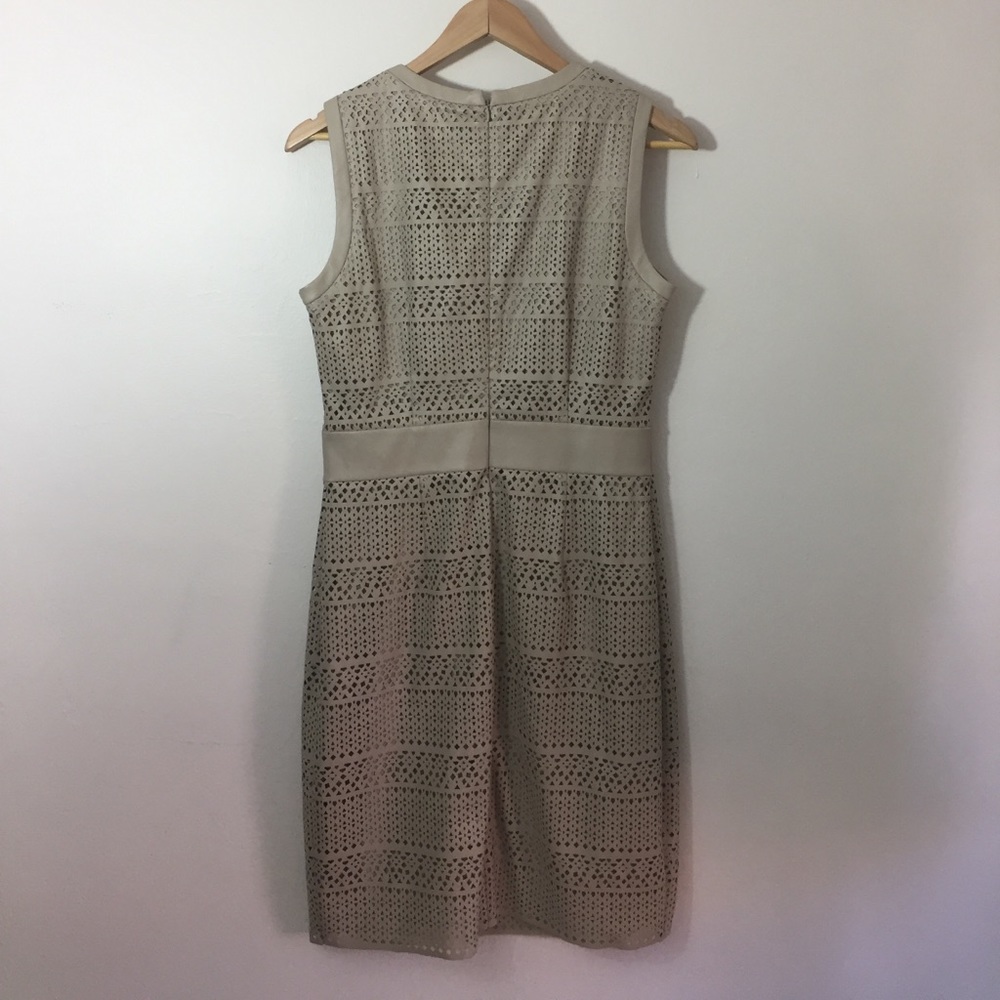 🐚Laser cut patter dress - Picture 6 of 8