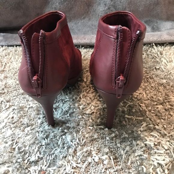 Maroon booties - Picture 3 of 3