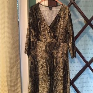 Shades of green python pattern belted waist dress