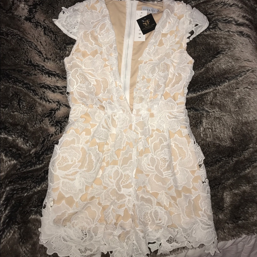 WHITE LACE ROMPER BRAND NEW