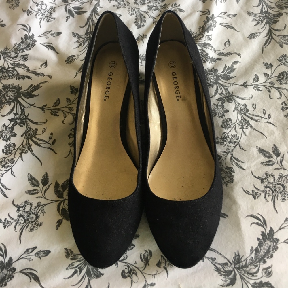 Black Wedge Heels