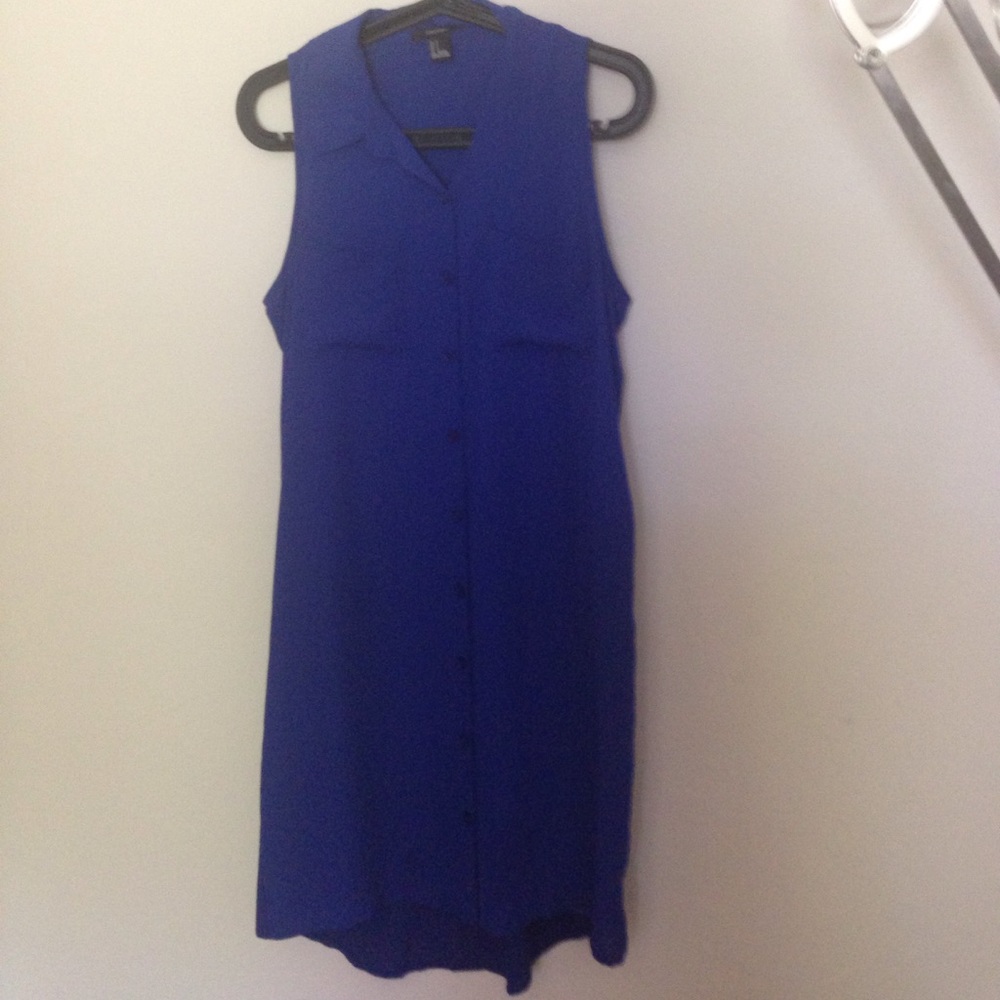 Blue sleeveless shirt dress