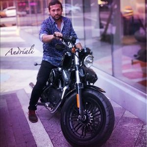 ANDRIALI FESTIVAL SHIRT