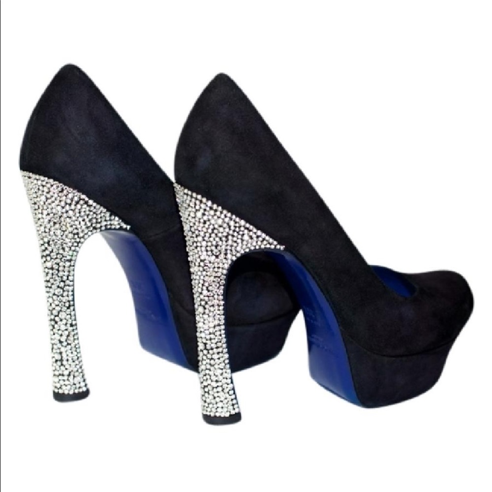 Yves Saint Laurent Palais Heels