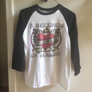 5SOS Baseball Tee