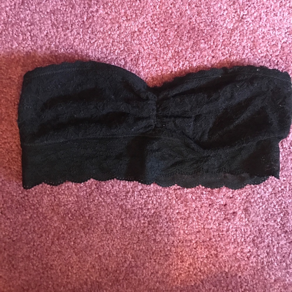 AMERICAN EAGLE strapless lace bralette