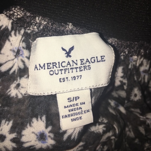 Floral skirt - Picture 2 of 3