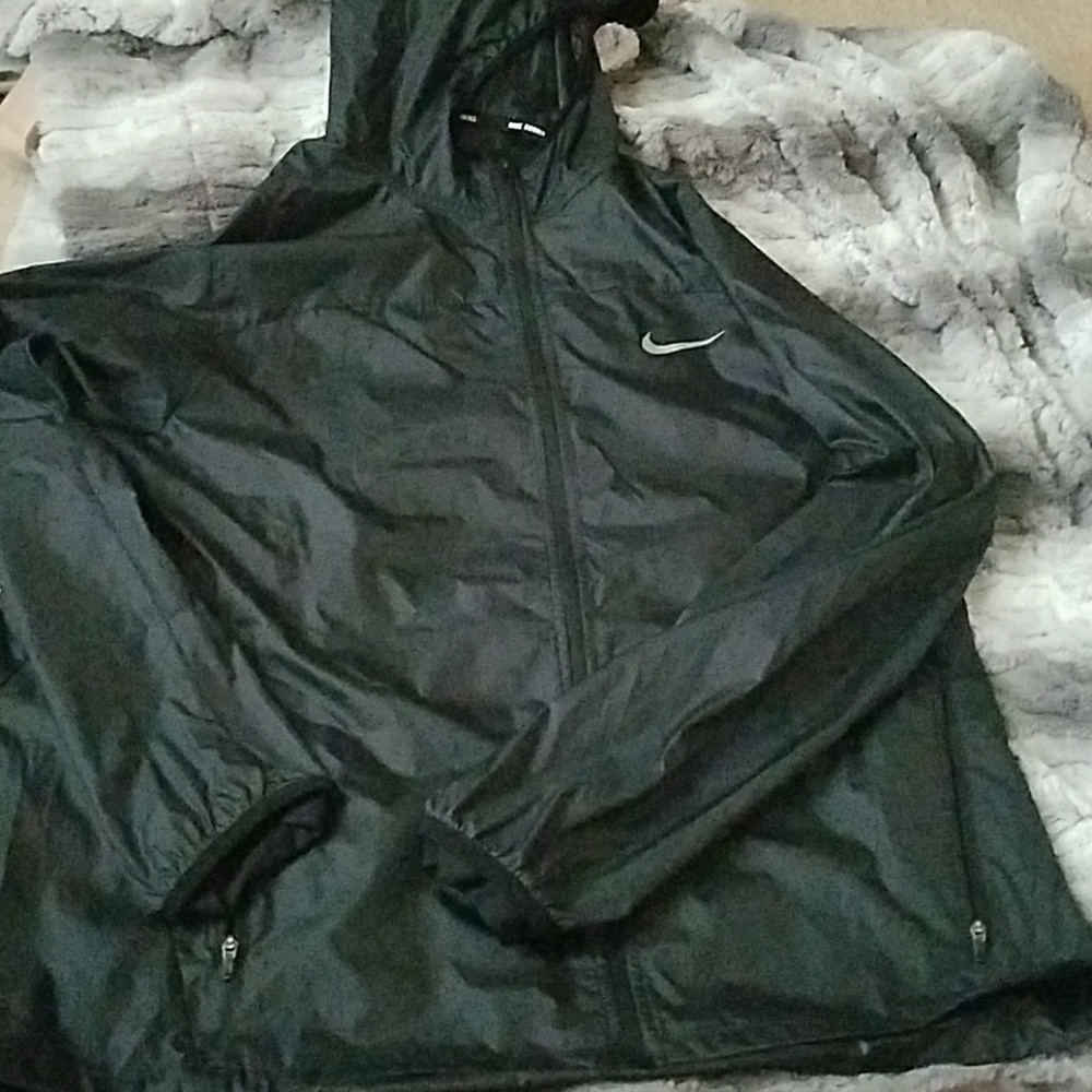 Nike Mens Running Jacket