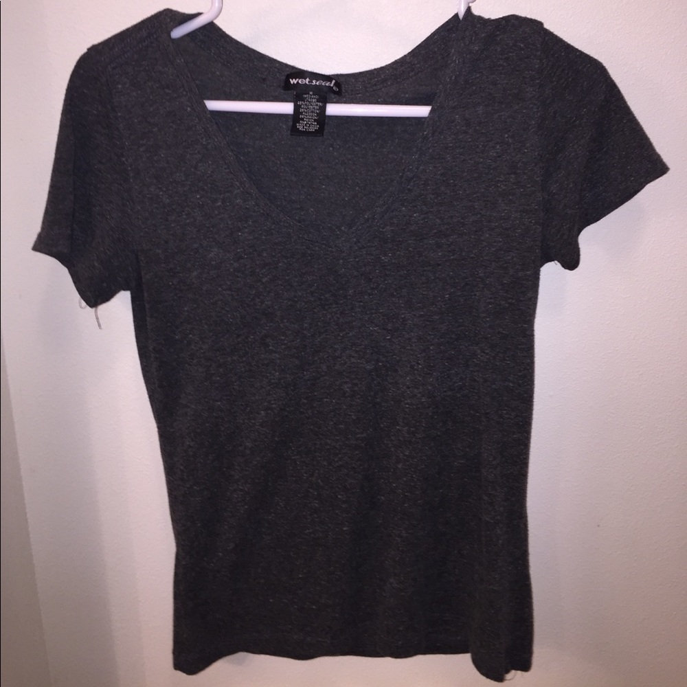 All grey v neck t-shirt