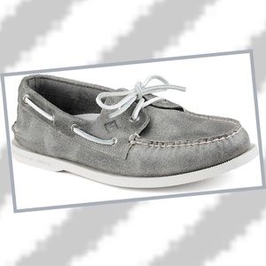 Sperry Topsider boat shoes