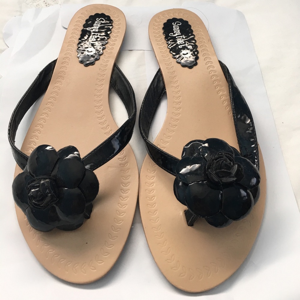 Black sandals