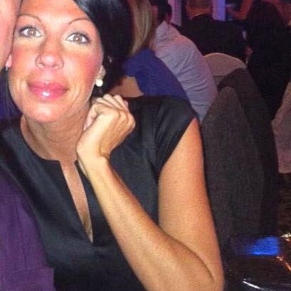 Black Guess Marciano Dress - Picture 4 of 6