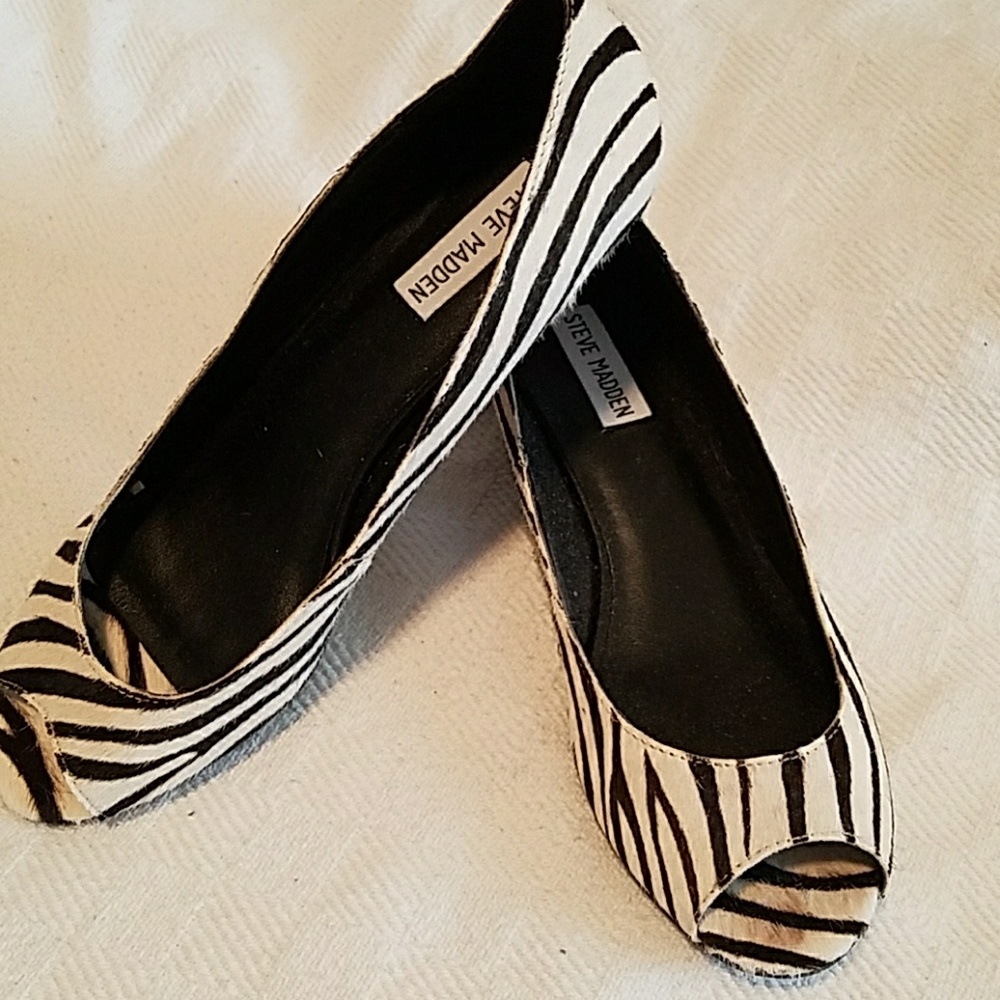 Zebra kitten heel peep toe Steve Madden