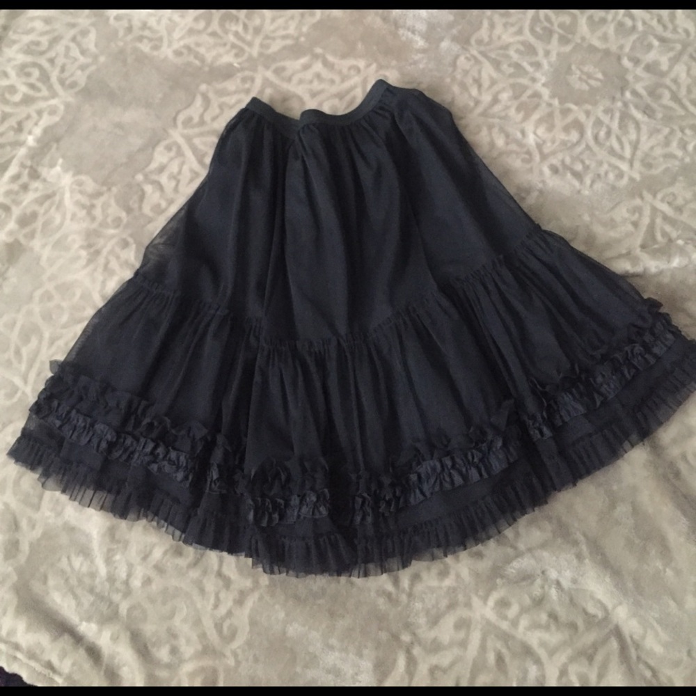 Beautiful Double Jeu Paris Sheer Skirt Fully Lined