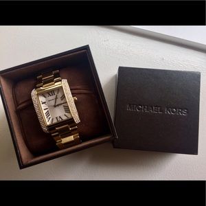 Michael Kors 'Emery Silver Tone Dial' Watch