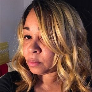 Meet your Posher, Joan