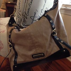 Steve Madden tan, black, and gold satchel